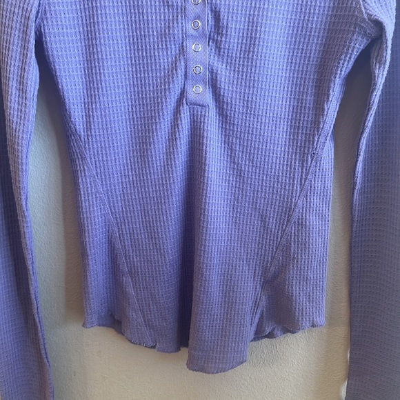 Zenana Snap Button Long Sleeve Henley Top Lavender Womens Size Small - Picture 5 of 13